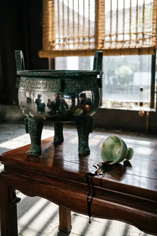 The Case of Zhao Yingqi's Adultery with His Nephew's Wife Zhuang Ji and Exile